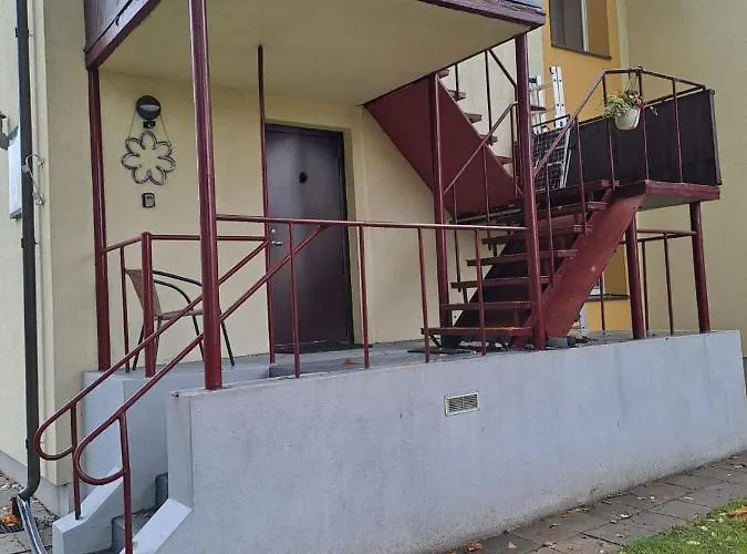 Cosy With The Garden